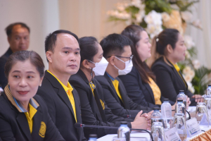 องคมนตรีตรวจเยี่ยมการดำเนินงานของมหาวิทยาลัยราชภัฏเทพสตรี