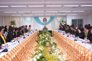 องคมนตรีตรวจเยี่ยมการดำเนินงานของมหาวิทยาลัยราชภัฏเทพสตรี