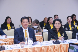 องคมนตรีตรวจเยี่ยมการดำเนินงานของมหาวิทยาลัยราชภัฏเทพสตรี