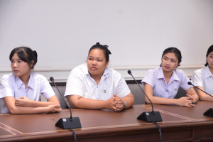องคมนตรีตรวจเยี่ยมการดำเนินงานของมหาวิทยาลัยราชภัฏเทพสตรี