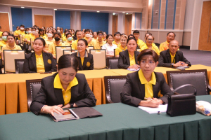 องคมนตรีตรวจเยี่ยมการดำเนินงานของมหาวิทยาลัยราชภัฏเทพสตรี