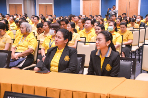 องคมนตรีตรวจเยี่ยมการดำเนินงานของมหาวิทยาลัยราชภัฏเทพสตรี
