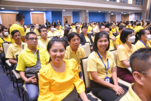 องคมนตรีตรวจเยี่ยมการดำเนินงานของมหาวิทยาลัยราชภัฏเทพสตรี