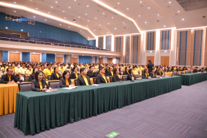องคมนตรีตรวจเยี่ยมการดำเนินงานของมหาวิทยาลัยราชภัฏเทพสตรี