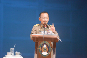 องคมนตรีตรวจเยี่ยมการดำเนินงานของมหาวิทยาลัยราชภัฏเทพสตรี