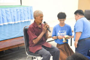 คณะมนุษยศาสตร์ฯ จัดกิจกรรมสืบสานเพลงพื้นบ้านในงานประเพณีแห่พระศรีอริยเมตไตรย วัดไลย์