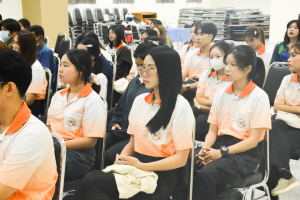 คณะมนุษยศาสตร์ฯ จัดกิจกรรมสืบสานเพลงพื้นบ้านในงานประเพณีแห่พระศรีอริยเมตไตรย วัดไลย์
