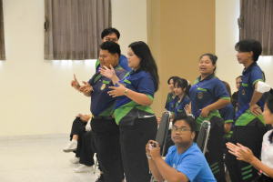 คณะมนุษยศาสตร์ฯ จัดกิจกรรมสืบสานเพลงพื้นบ้านในงานประเพณีแห่พระศรีอริยเมตไตรย วัดไลย์