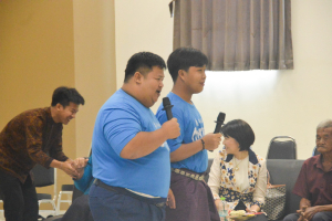 คณะมนุษยศาสตร์ฯ จัดกิจกรรมสืบสานเพลงพื้นบ้านในงานประเพณีแห่พระศรีอริยเมตไตรย วัดไลย์