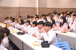 คณะเทคโนโลยีอุตสาหกรรมจัดอบรมพัฒนาทักษะด้านภาษาอังกฤษให้นักศึกษาชั้นปี 1