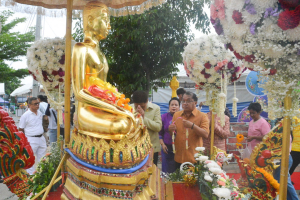 มรท. ร่วมงานประเพณีแห่พระศรีอาริยเมตไตรย