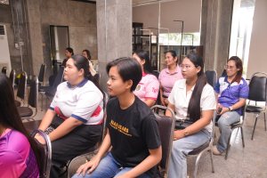 สำนักศิลปะและวัฒนธรรมจัดอบรมการเตรียมสถานที่สำหรับการอบรมสัมมนาและการตกแต่งนิทรรศการอย่างมืออาชีพ