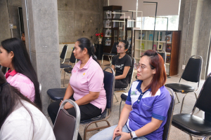 สำนักศิลปะและวัฒนธรรมจัดอบรมการเตรียมสถานที่สำหรับการอบรมสัมมนาและการตกแต่งนิทรรศการอย่างมืออาชีพ