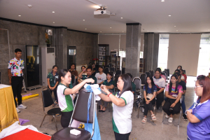 สำนักศิลปะและวัฒนธรรมจัดอบรมการเตรียมสถานที่สำหรับการอบรมสัมมนาและการตกแต่งนิทรรศการอย่างมืออาชีพ