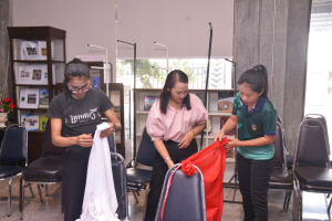 สำนักศิลปะและวัฒนธรรมจัดอบรมการเตรียมสถานที่สำหรับการอบรมสัมมนาและการตกแต่งนิทรรศการอย่างมืออาชีพ