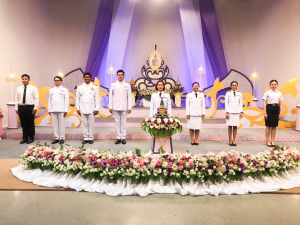 ผู้แทนผู้บริหาร คณาจารย์ บุคลากร และนักศึกษา บันทึกเทปโทรทัศน์ถวายพระพรชัยมงคล สมเด็จพระนางเจ้าฯ พระบรมราชินี