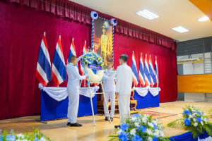 มรท. ร่วมพิธีวันพระบาทสมเด็จพระปกเกล้าเจ้าอยู่หัว