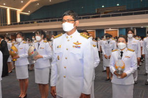 อธิการบดี มรท. นำคณะผู้บริหาร คณาจารย์ บุคลากร นักเรียน นักศึกษา ร่วมพิธีถวายพระพรชัยมงคล เนื่องในโอกาสวันเฉลิมพระชนมพรรษา สมเด็จพระนางเจ้าฯ พระบรมราชินี