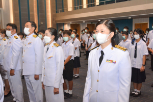 อธิการบดี มรท. นำคณะผู้บริหาร คณาจารย์ บุคลากร นักเรียน นักศึกษา ร่วมพิธีถวายพระพรชัยมงคล เนื่องในโอกาสวันเฉลิมพระชนมพรรษา สมเด็จพระนางเจ้าฯ พระบรมราชินี