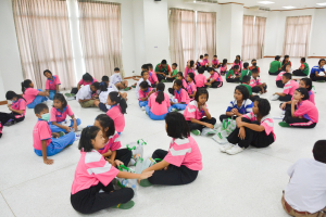 มรท. จัดโครงการค่ายกิจกรรม Play and Learn เพลิน ๆ กับ TRU สำหรับนักเรียนระดับชั้นประถมศึกษา