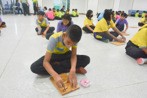 มรท. จัดโครงการค่ายกิจกรรม Play and Learn เพลิน ๆ กับ TRU สำหรับนักเรียนระดับชั้นประถมศึกษา