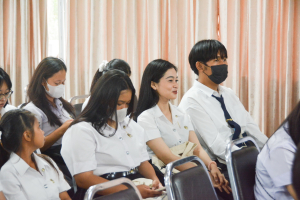 กองพัฒนานักศึกษาจัดประชุมชี้แจงแนวทางการกู้ยืมของกองทุน กยศ. สำหรับกลุ่มผู้กู้รายใหม่ และกลุ่มผู้กู้รายเก่าที่ยังไม่เคยทำสัญญากับมหาวิทยาลัย