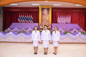 อธิการบดี คณะผู้บริหาร และบุคลากร ร่วมพิธีวันเฉลิมพระชนมพรรษาสมเด็จพระนางเจ้าฯ พระบรมราชินี