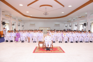 อธิการบดี คณะผู้บริหาร และบุคลากร ร่วมพิธีวันเฉลิมพระชนมพรรษาสมเด็จพระนางเจ้าฯ พระบรมราชินี