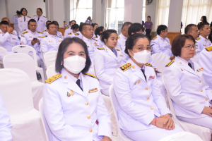 อธิการบดี คณะผู้บริหาร และบุคลากร ร่วมพิธีวันเฉลิมพระชนมพรรษาสมเด็จพระนางเจ้าฯ พระบรมราชินี