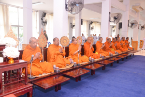 อธิการบดี คณะผู้บริหาร และบุคลากร ร่วมพิธีวันเฉลิมพระชนมพรรษาสมเด็จพระนางเจ้าฯ พระบรมราชินี