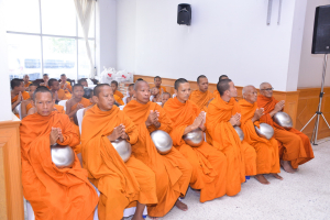 อธิการบดี คณะผู้บริหาร และบุคลากร ร่วมพิธีวันเฉลิมพระชนมพรรษาสมเด็จพระนางเจ้าฯ พระบรมราชินี