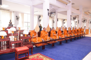 อธิการบดี คณะผู้บริหาร และบุคลากร ร่วมพิธีวันเฉลิมพระชนมพรรษาสมเด็จพระนางเจ้าฯ พระบรมราชินี