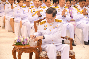 อธิการบดี คณะผู้บริหาร และบุคลากร ร่วมพิธีวันเฉลิมพระชนมพรรษาสมเด็จพระนางเจ้าฯ พระบรมราชินี
