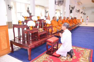 อธิการบดี คณะผู้บริหาร และบุคลากร ร่วมพิธีวันเฉลิมพระชนมพรรษาสมเด็จพระนางเจ้าฯ พระบรมราชินี
