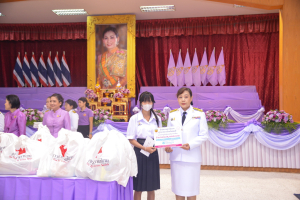 อธิการบดี คณะผู้บริหาร และบุคลากร ร่วมพิธีวันเฉลิมพระชนมพรรษาสมเด็จพระนางเจ้าฯ พระบรมราชินี
