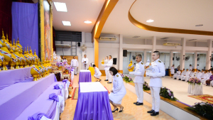 อธิการบดี คณะผู้บริหาร และบุคลากร ร่วมพิธีวันเฉลิมพระชนมพรรษาสมเด็จพระนางเจ้าฯ พระบรมราชินี