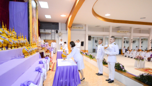 อธิการบดี คณะผู้บริหาร และบุคลากร ร่วมพิธีวันเฉลิมพระชนมพรรษาสมเด็จพระนางเจ้าฯ พระบรมราชินี