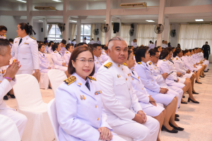 อธิการบดี คณะผู้บริหาร และบุคลากร ร่วมพิธีวันเฉลิมพระชนมพรรษาสมเด็จพระนางเจ้าฯ พระบรมราชินี