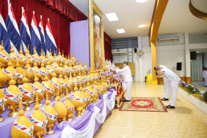 อธิการบดี คณะผู้บริหาร และบุคลากร ร่วมพิธีวันเฉลิมพระชนมพรรษาสมเด็จพระนางเจ้าฯ พระบรมราชินี