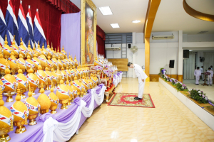 อธิการบดี คณะผู้บริหาร และบุคลากร ร่วมพิธีวันเฉลิมพระชนมพรรษาสมเด็จพระนางเจ้าฯ พระบรมราชินี