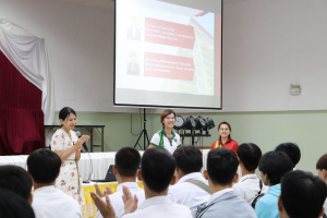 คณะเทคโนโลยีอุตสาหกรรมจัดปฐมนิเทศนักศึกษาชั้นปีที่ 1