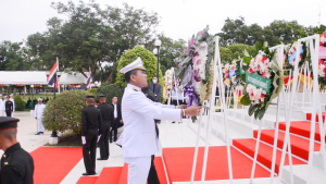 มรท. ร่วมพิธีวางพวงมาลาถวายราชสักการะวันคล้ายวันสวรรคต รัชกาลที่ 8