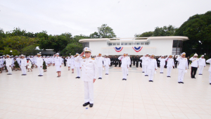 มรท. ร่วมพิธีวางพวงมาลาถวายราชสักการะวันคล้ายวันสวรรคต รัชกาลที่ 8
