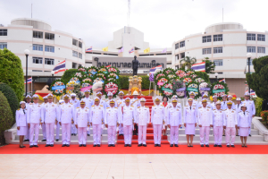 มรท. ร่วมพิธีวางพวงมาลาถวายราชสักการะวันคล้ายวันสวรรคต รัชกาลที่ 8