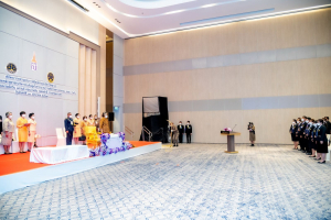 อธิการบดี มรท. เข้ารับพระราชทานประกาศนียบัตรและเข็มวิทยฐานะผู้สำเร็จการศึกษาอบรมหลักสูตร บสป. รุ่นที่ 1 จาก สมเด็จพระกนิษฐาธิราชเจ้า กรมสมเด็จพระเทพรัตนราชสุดาฯ สยามบรมราชกุมารี