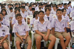 มรภ.เทพสตรี ร่วมกิจกรรมเดิน วิ่ง ปั่น ธงตราสัญลักษณ์งานเฉลิมพระเกียรติพระบาทสมเด็จพระเจ้าอยู่หัวฯ
