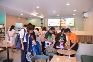 มรท. ร่วมแสดงความยินดีในโอกาสเปิดร้านกาแฟพันธุ์ไทย สาขามหาวิทยาลัยราชภัฏเทพสตรี