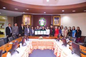 มรท. ร่วมพิธีลงนามบันทึกข้อตกลงความร่วมมือในการประสานความร่วมมือทางวิชาการและการใช้พื้นที่จัดกิจกรรมพัฒนานักศึกษา กับ โรบินสันไลฟ์สไตล์ ลพบุรี