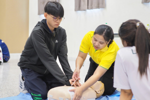 มรท. จัดอบรมการปฐมพยาบาลเบื้องต้นและช่วยฟื้นคืนชีพขั้นพื้นฐาน