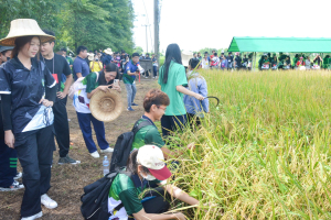 ศูนย์ส่งเสริมการจัดการศึกษาตามพระบรมราโชบาย มรท. จัดโครงการส่งเสริมการนำศาสตร์พระราชาไปใช้ในการดำรงชีวิตให้กับนักศึกษา ปี 1